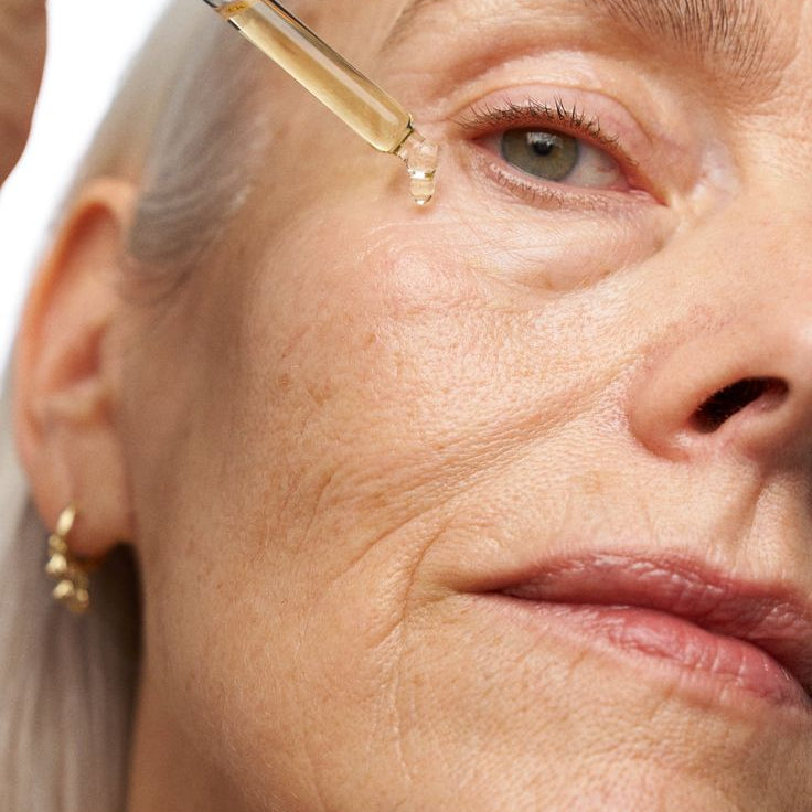 ¿Qué es el retinol y para qué sirve? Beneficios, cómo usarlo y errores que debes evitar