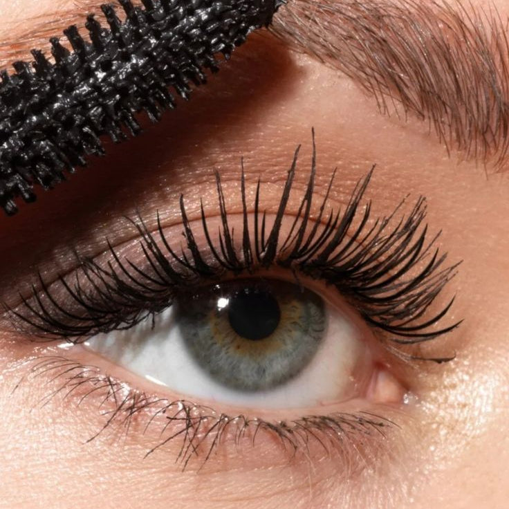 Do_Eyelashes_Grow_Back.jpg